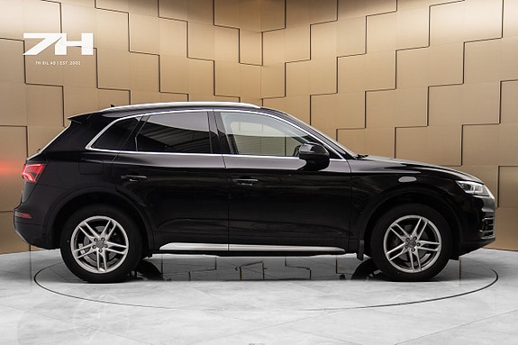 Audi Q5 6 of 19