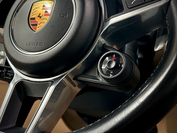 Porsche Cayenne S 26 of 27