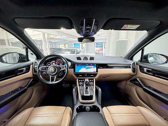 Porsche Cayenne S 14 of 27