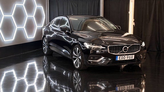 Volvo S60 3 of 21