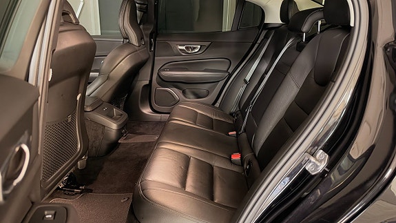 Volvo S60 9 of 21