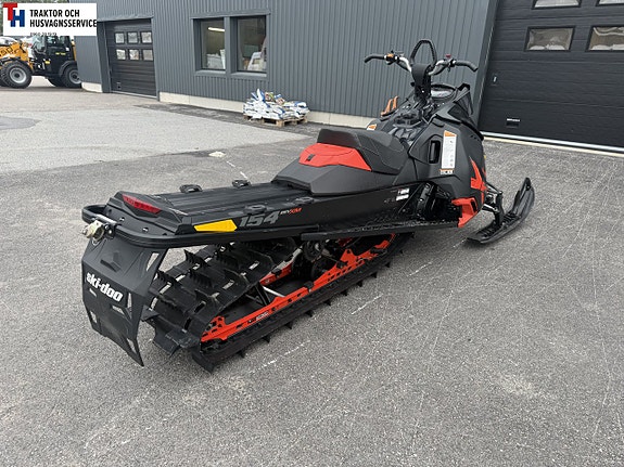 Ski-Doo Summit X 154 800 EL-start -14 6 of 8