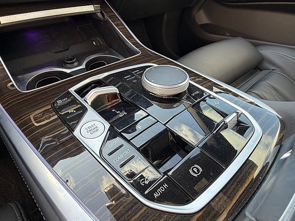 BMW X7 14 of 26