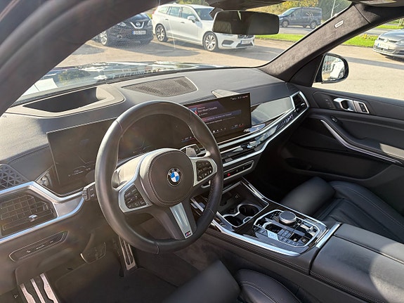 BMW X7 10 of 26