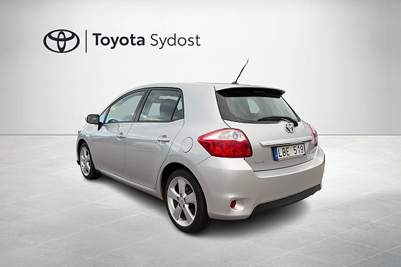Toyota Auris 18 of 21