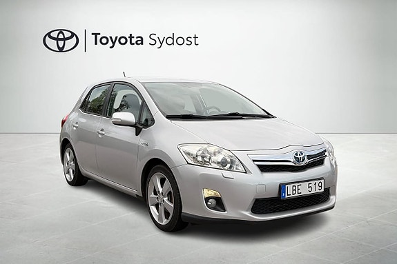 Toyota Auris 19 of 21