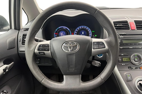 Toyota Auris 13 of 21