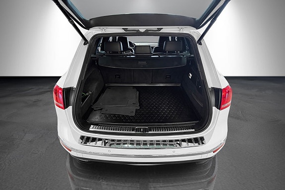Volkswagen Touareg 16 of 19