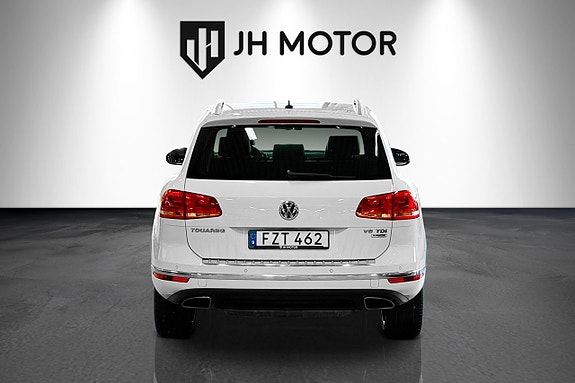 Volkswagen Touareg 5 of 19