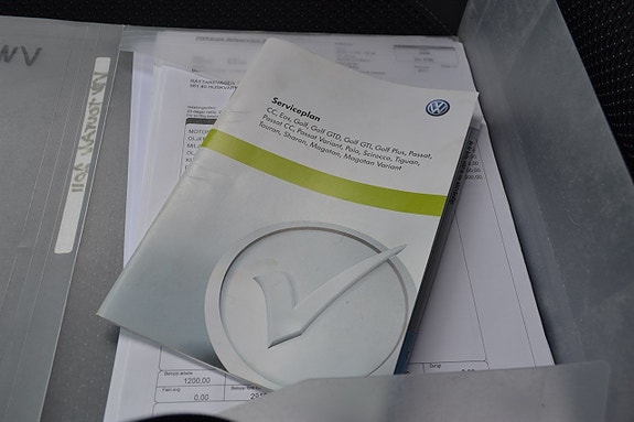 Volkswagen Touran 15 of 15
