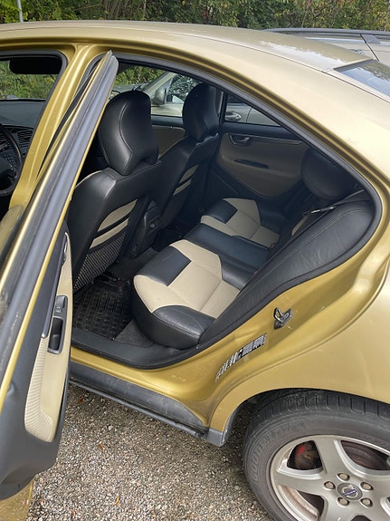Volvo S60 8 of 13