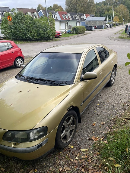 Volvo S60 3 of 13