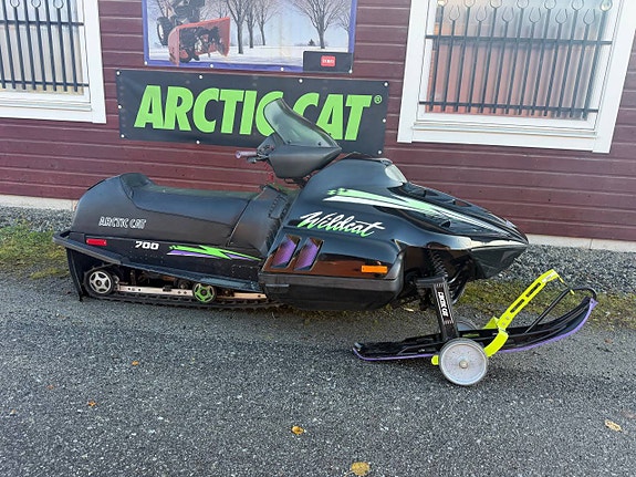 Arctic Cat Wildcat 700 -92