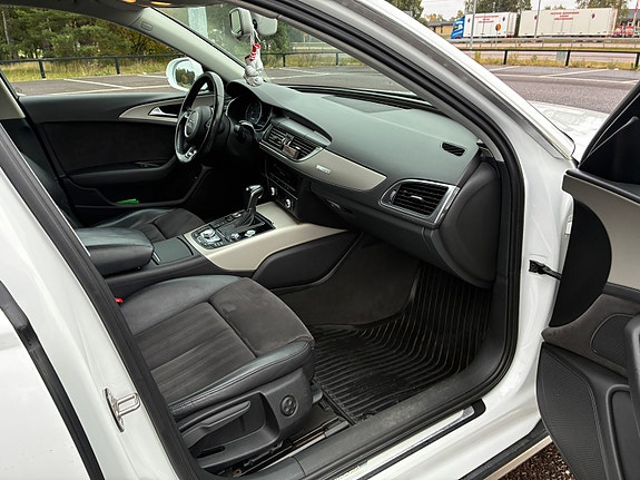 Audi A6 allroad 14 of 15