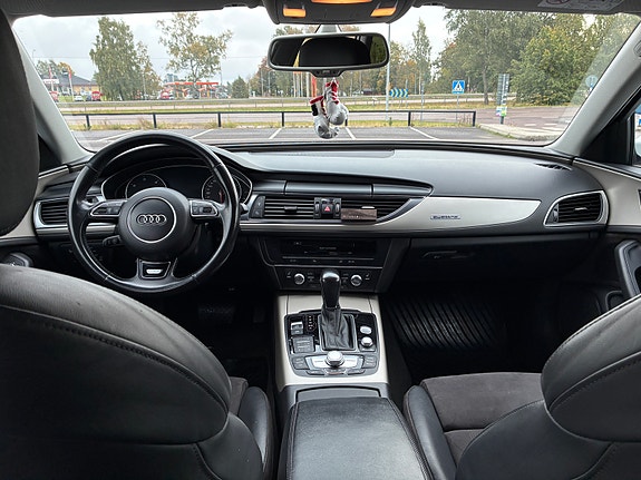 Audi A6 allroad 10 of 15