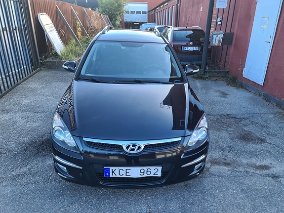 Hyundai i30 3 of 13