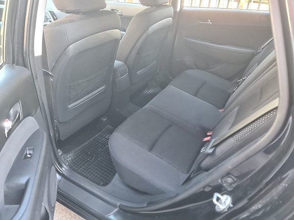 Hyundai i30 10 of 13
