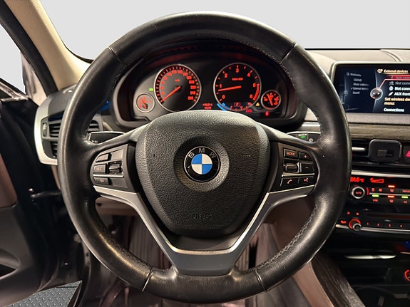 BMW X5 11 of 24