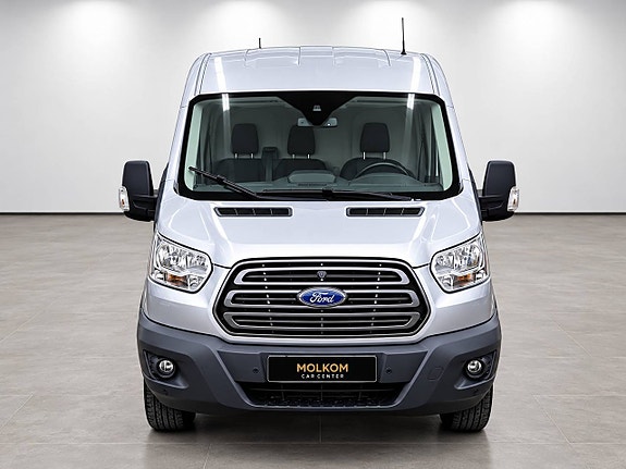 Ford Transit 2 of 11