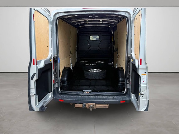Ford Transit 10 of 11