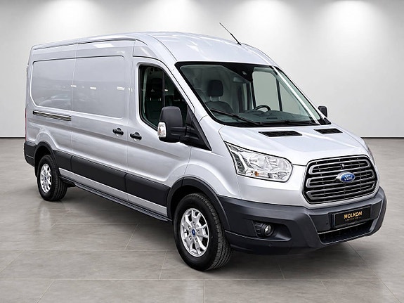 Ford Transit 3 of 11