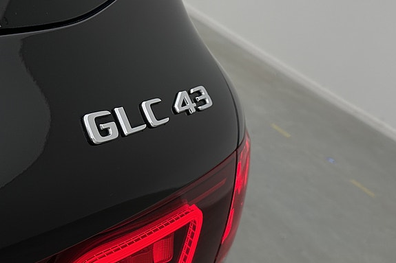 Mercedes-Benz GLC43 8 of 30