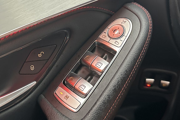 Mercedes-Benz GLC43 24 of 30