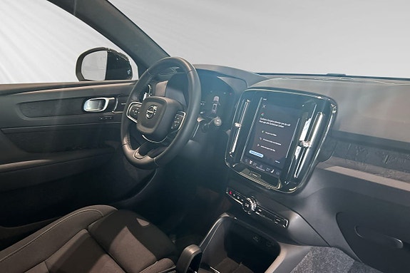 Volvo EX40 10 of 30