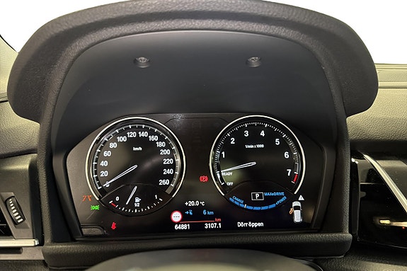 BMW 225xe 11 of 23