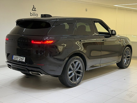 Land Rover Range Rover Sport 4 of 22