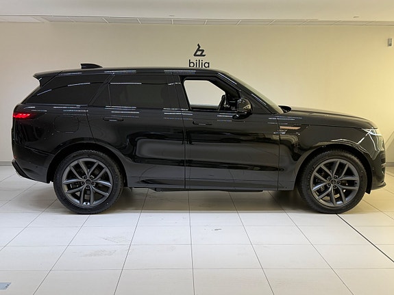 Land Rover Range Rover Sport 6 of 22