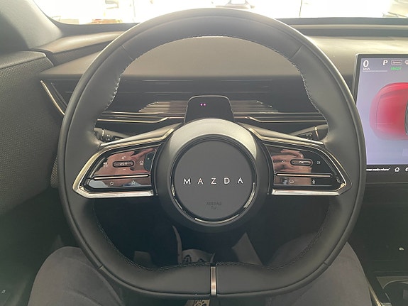 Mazda CX-6e 22 of 28