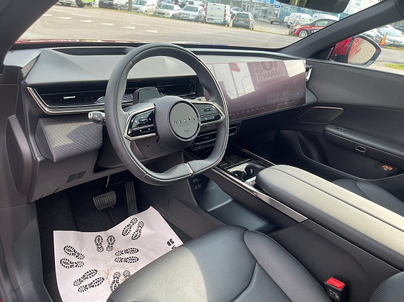 Mazda CX-6e 14 of 28