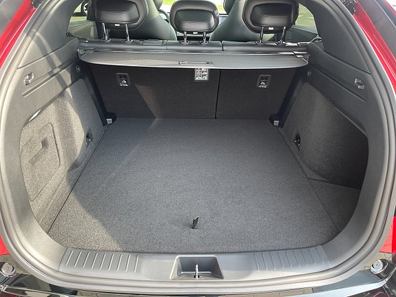 Mazda CX-6e 17 of 28