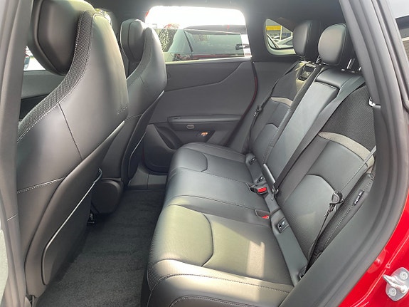Mazda CX-6e 15 of 28
