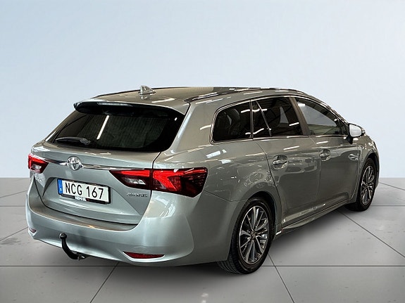 Toyota Avensis 6 of 24