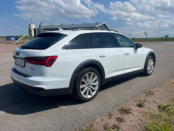 Audi A6 allroad 2 of 7