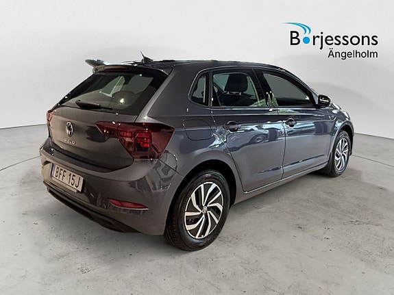 Volkswagen Polo 3 of 9