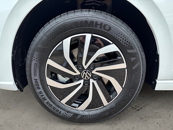 Volkswagen Polo 6 of 9