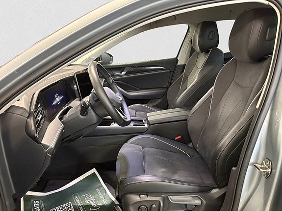 Volkswagen Passat 5 of 8