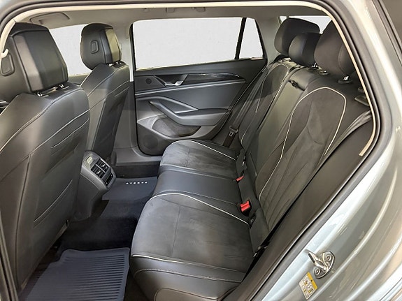 Volkswagen Passat 7 of 8