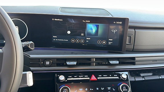 Hyundai Santa Fe 12 of 12