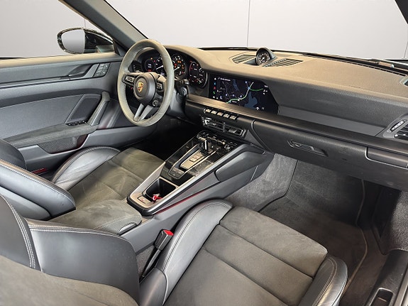 Porsche 911 18 of 28