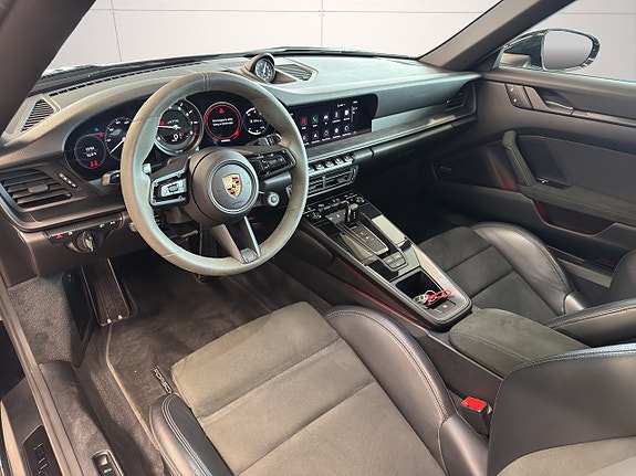 Porsche 911 12 of 28