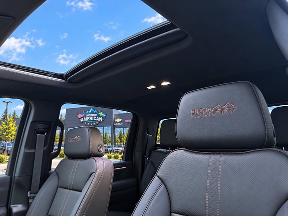 Chevrolet Silverado 2500 10 of 26