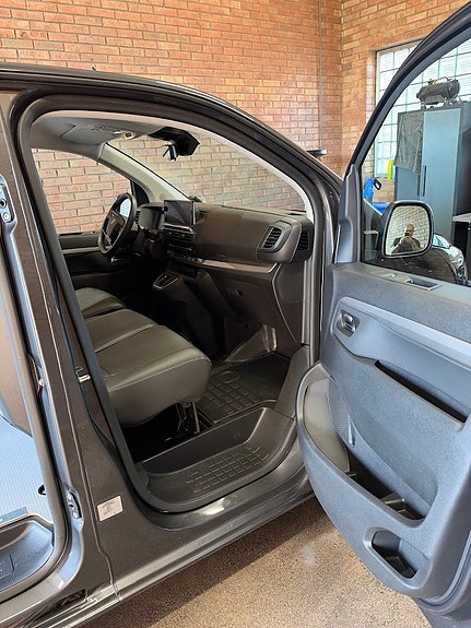 Peugeot Expert 7 of 15