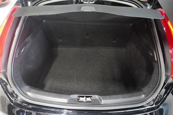 Volvo V40 5 of 13