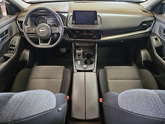 Nissan X-Trail 9 of 21