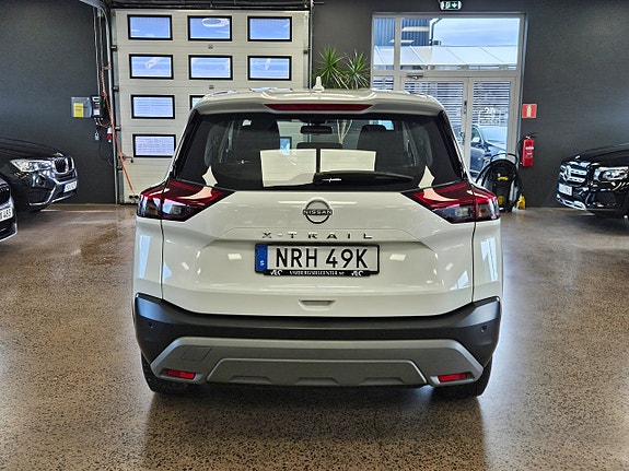 Nissan X-Trail 5 of 21