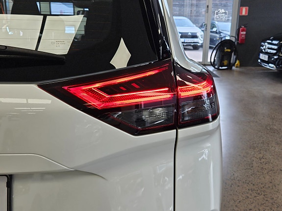 Nissan X-Trail 8 of 21